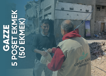 Gazze Ekmek İkramı